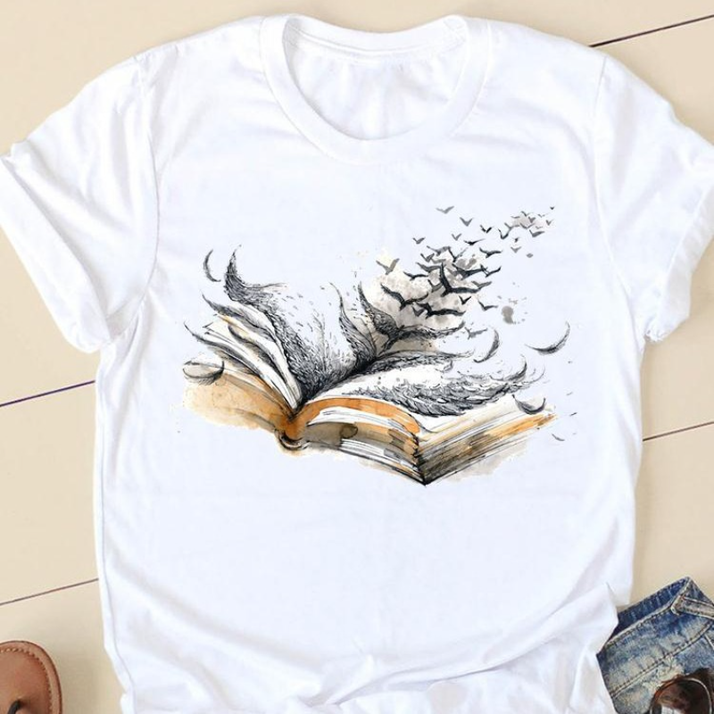 Women's Retro Book T-shirt Cut - Streetwear Brand Aesthetic avaliação e preço