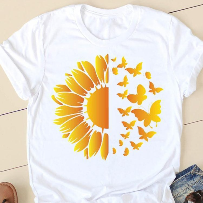Women's Retro Book T-shirt Cut - Streetwear Brand Aesthetic avaliação e preço