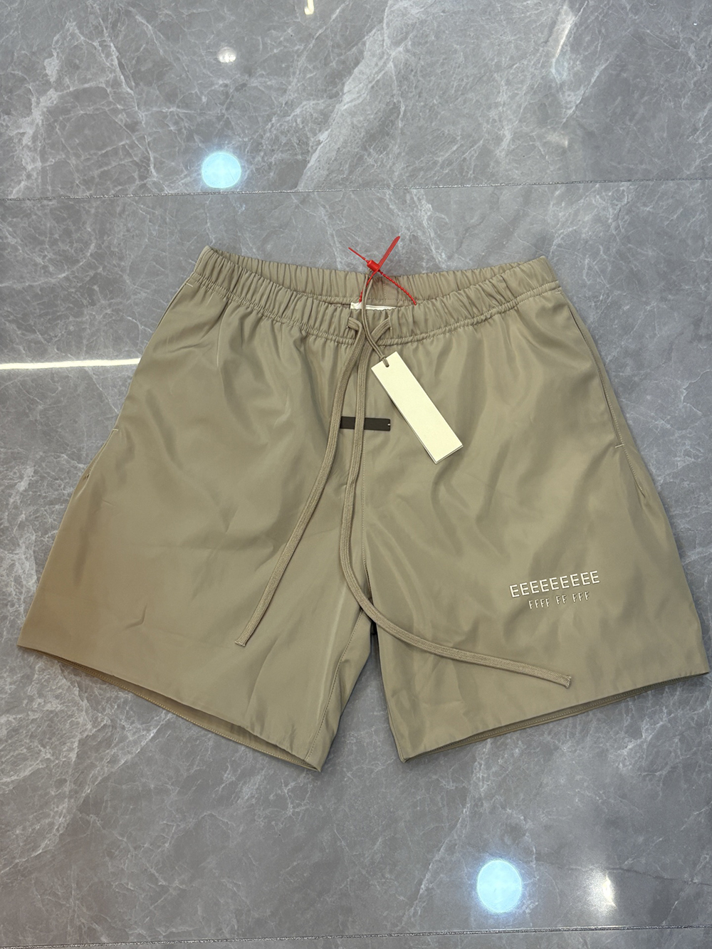 25ss Classic Brand Shorts Alwa - Fear Of God Essential avaliação e preço