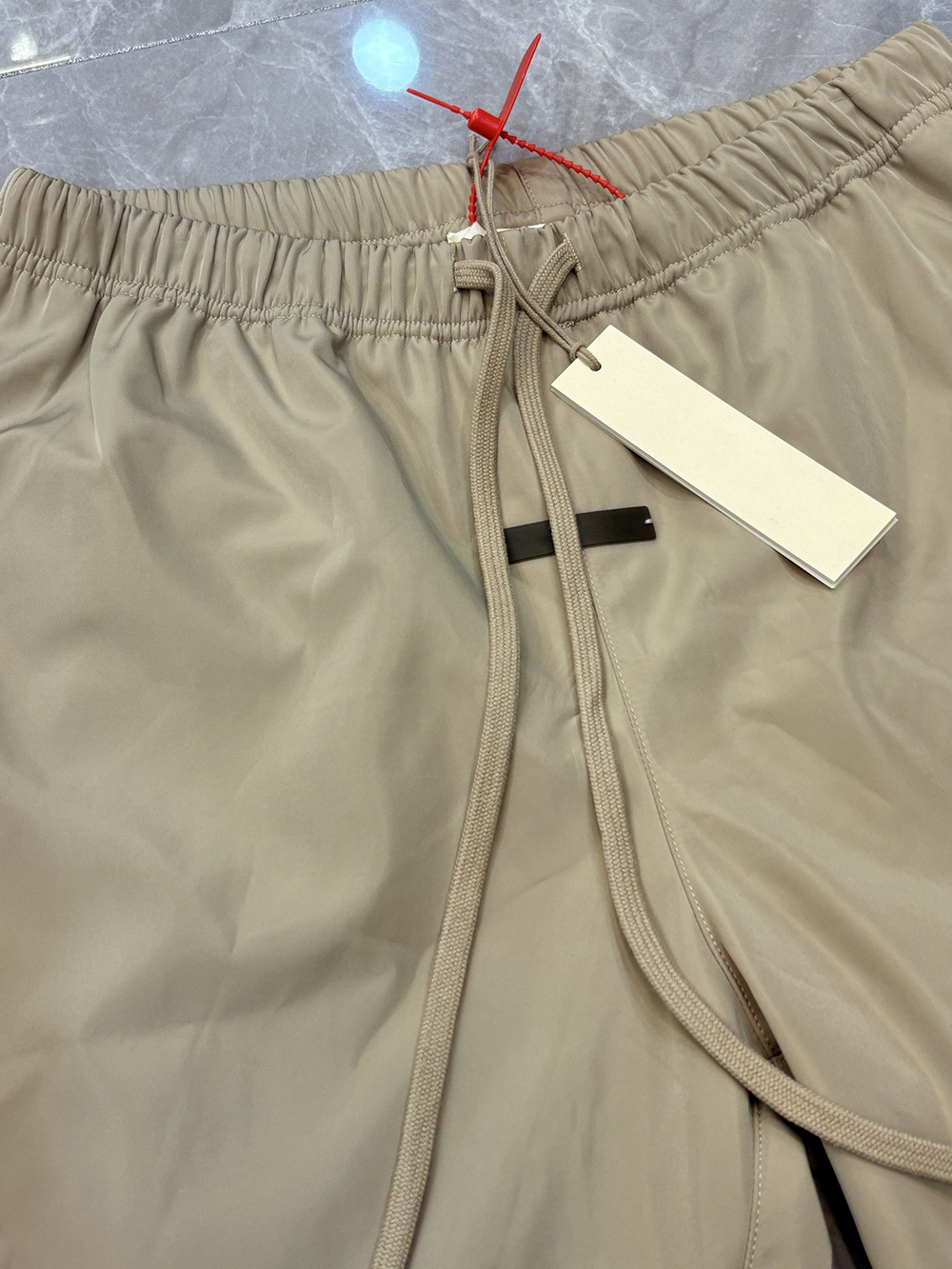 25ss Classic Brand Shorts Alwa - Fear Of God Essential avaliação e preço