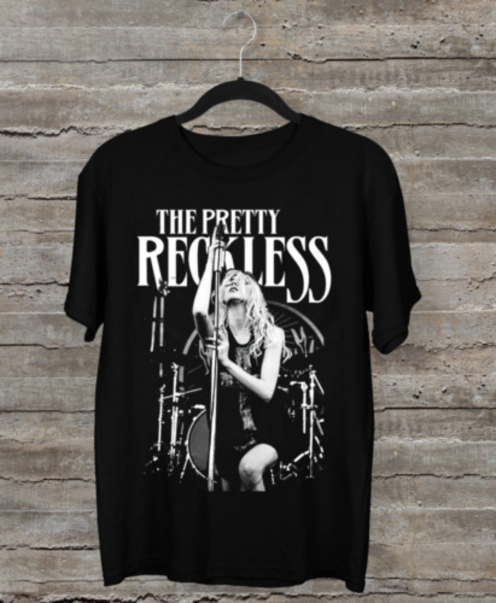Brand new Pretty Reckless post - Streetwear Brand Poster avaliação e preço